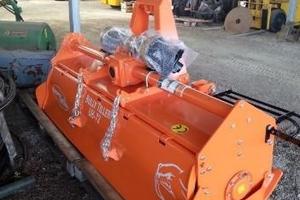 Fresa NUOVA Cosmo UH-72 Kg 435 larghezza 180 cm