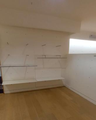 A49 Arredo negozio Pannelli Garau in legno MDF