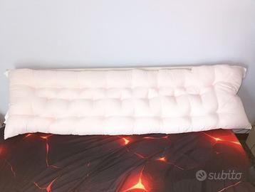 Cuscino lungo imbottito per letto o giardino, rosa