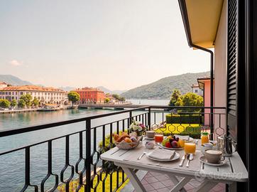 Appartamento fronte lago a paratico