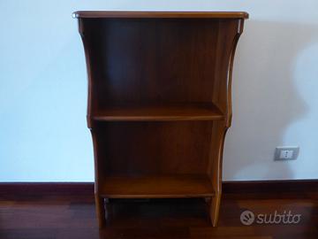 Mobiletto in legno