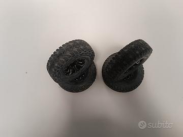 Treno Gomme Scaler con Cerchio Beadlock in Metallo