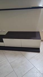 Cassettiera di legno