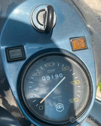 Vespa P200e anno 1982 con miscelatore