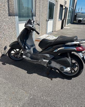 Piaggio beverly 250