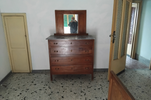 Casa su più piani buono stato