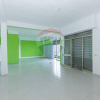 Locale Commerciale - Melilli