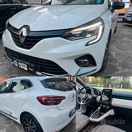 RENAULT CLIO HYBRID E-TECH RS LINE 140cv NEOPAT