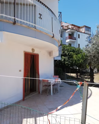 Appartamento in villetta vista mare