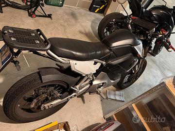 Super Soco TC Max - 2020