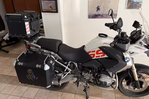 GS R1200