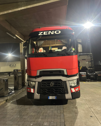 Trattore renault T 480