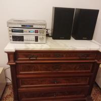 cassettone  con marmo bianco 