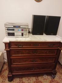 cassettone  con marmo bianco 