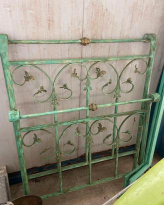 Letto in ferro battuto artigianale