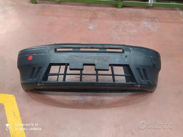 paraurti anteriore punto 