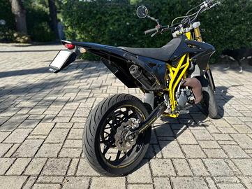 Suzuki Valenti N01 50 - 2021