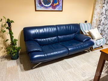 Divano a 2 piazze Blu in Pelle