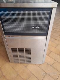 Macchina per ghiaccio