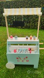 Banco/carretto dei gelati (e accessori) in legno