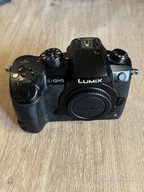 Panasonic GH5