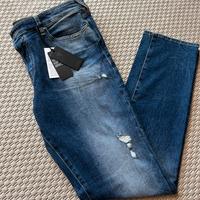 Jeans GUESS Low Rise Tapered- Slim leg nuovo