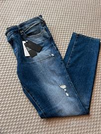 Jeans GUESS Low Rise Tapered- Slim leg nuovo