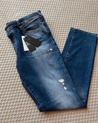 Jeans GUESS Low Rise Tapered- Slim leg nuovo