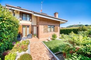 PORZIONE DI BIFAMILIARE A REANO