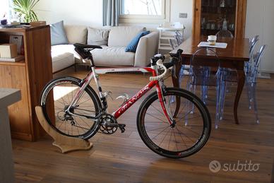 Portabici artigianale in legno