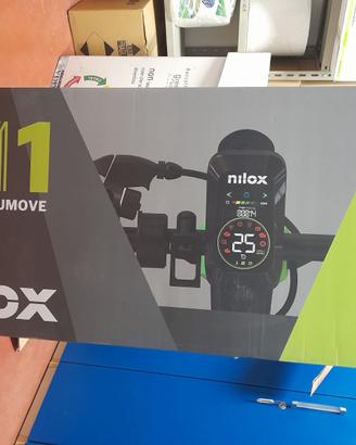 monopattino elettrico Nilox M1