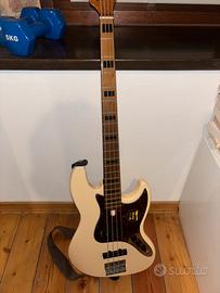 basso elettrico + amplificatore