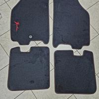 lancia ypsilon  y tappeti nuovi originali Lancia 