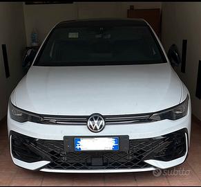 Golf 8.5 R line