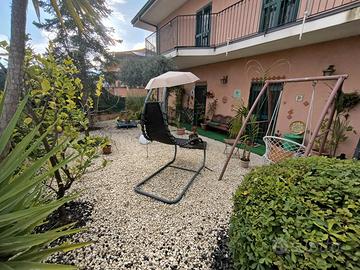 Cod.A13 Appartamento in villa