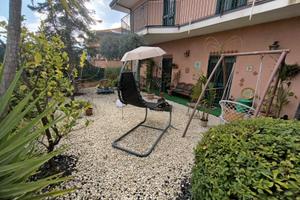 Cod.A13 Appartamento in villa