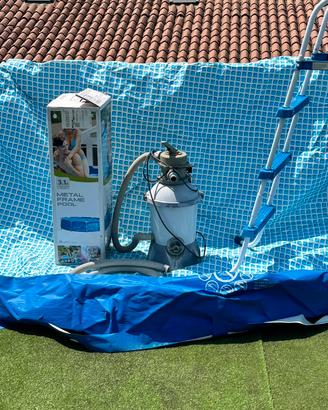 Piscina Intex Metal Frame 305 cm completa