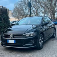 Polo Volkswagen 2017 benzina 75cv comfortline