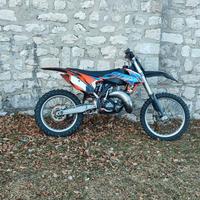 ktm 125