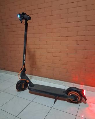 Xiaomi Monopattino 4 go come nuovo