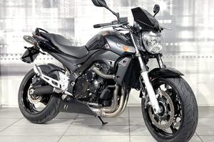 Suzuki GSR 600