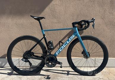 Focus Izalco Max Disc Dura-Ace Di2 Taglia L