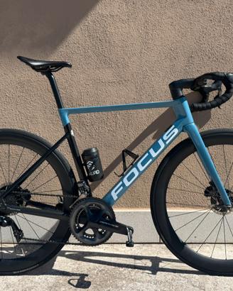 Focus Izalco Max Disc Dura-Ace Di2 Taglia L