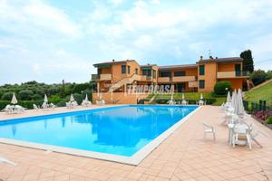 Trilocale in Residence con Piscina a Polpenazze de