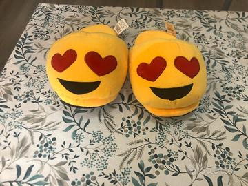 Pantofole emotion ideali x regali di compleanno