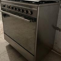 Cucina Smeg 5 fuochi a gas