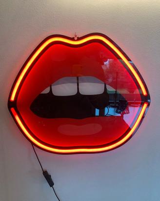 LED NEON SINGS MOUTH di SELETTI