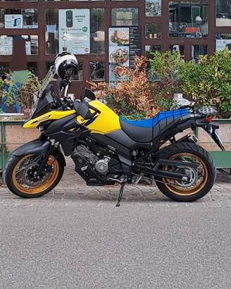 2024 Suzuki V-Strom 650 XT