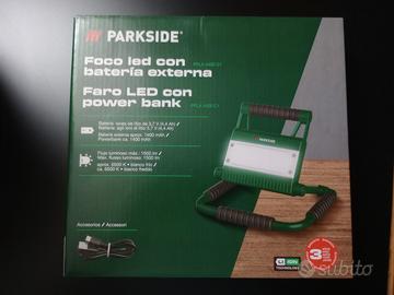 Faro LED ricaricabile con Powerbank
