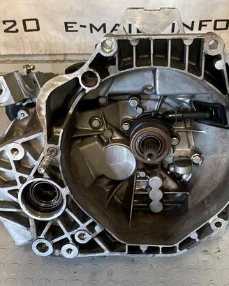 Cambio Fiat Panda 1.3M.Jet 4X4 del 2018 (55250540)
